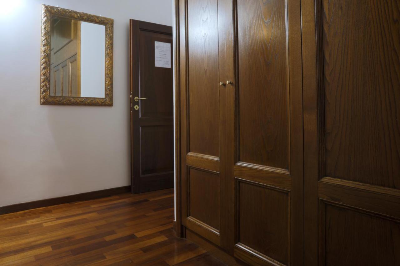 Borgo Pio 91 2* Roma